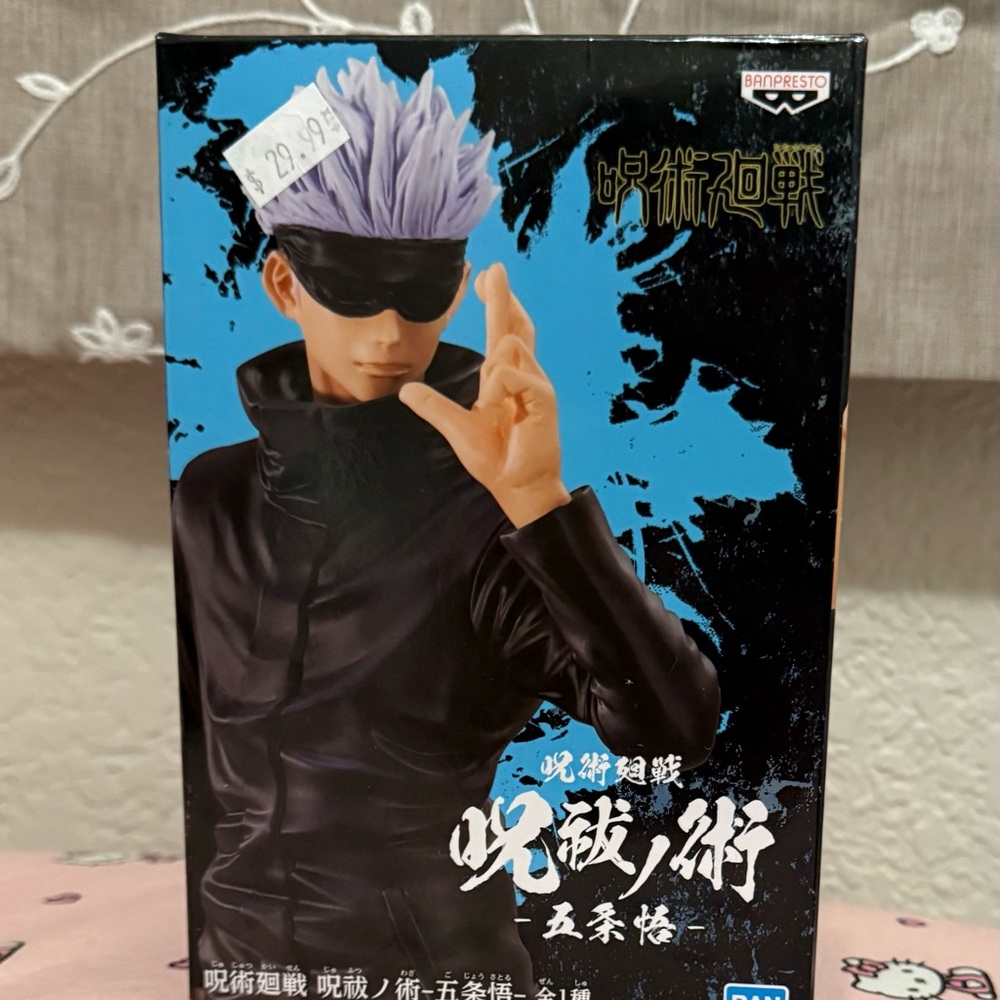 ˖˚⊹  Gojo Figure